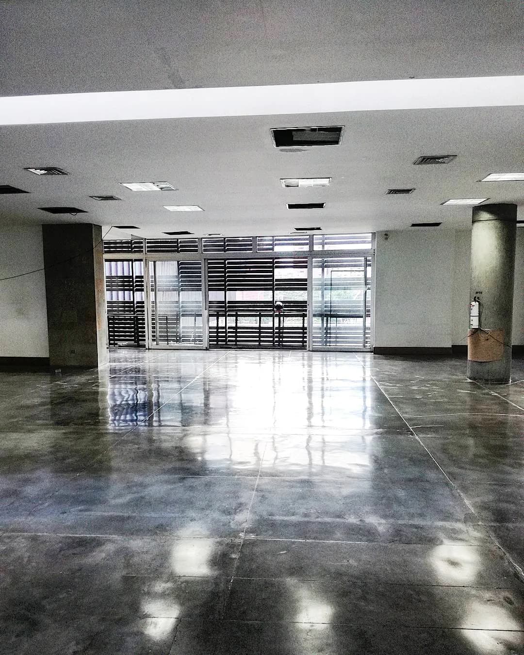 Destronque: Local comercial, obra de PPB Ingeniería